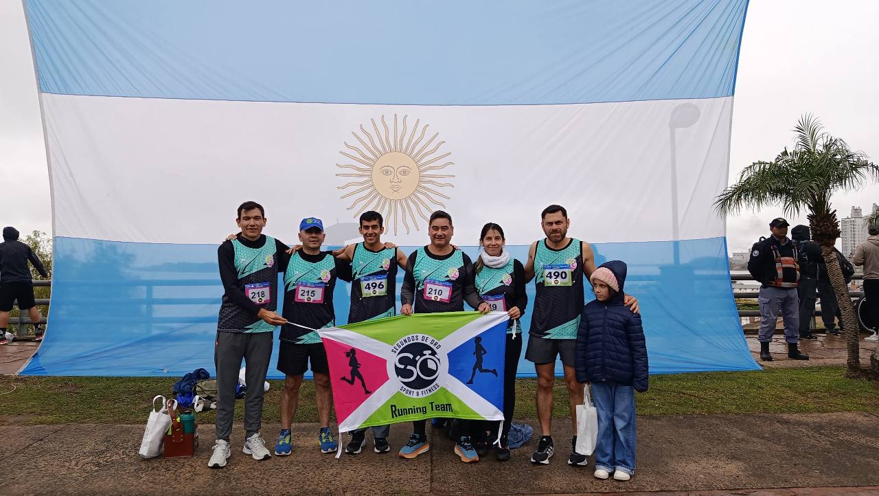 Integrantes de Kairos Team en una competencia de running